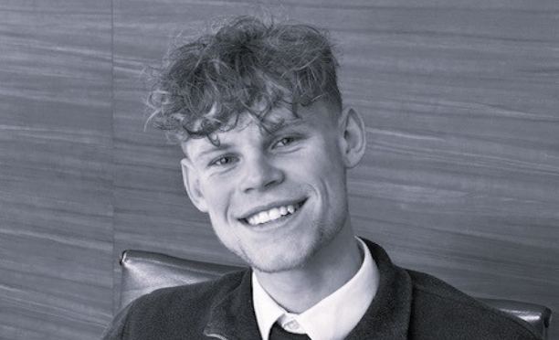 Alex  Wakely, Sales Negotiator