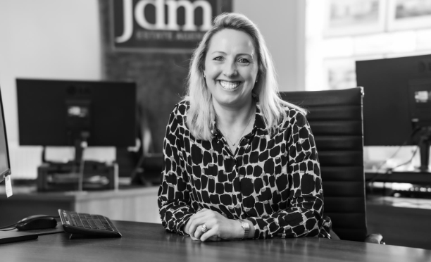 Emma Jones, Sales Negotiator