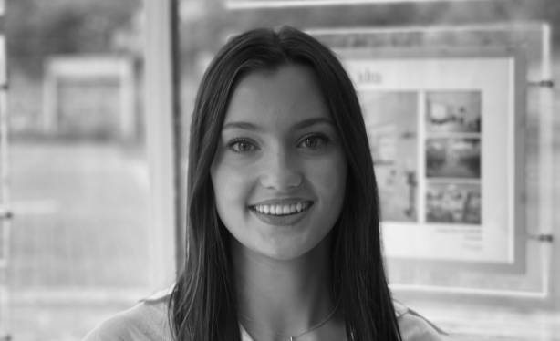 Georgia Castle , Sales Negotiator