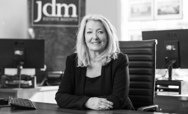 Lisa  Rainbow, Senior Sales Negotiator